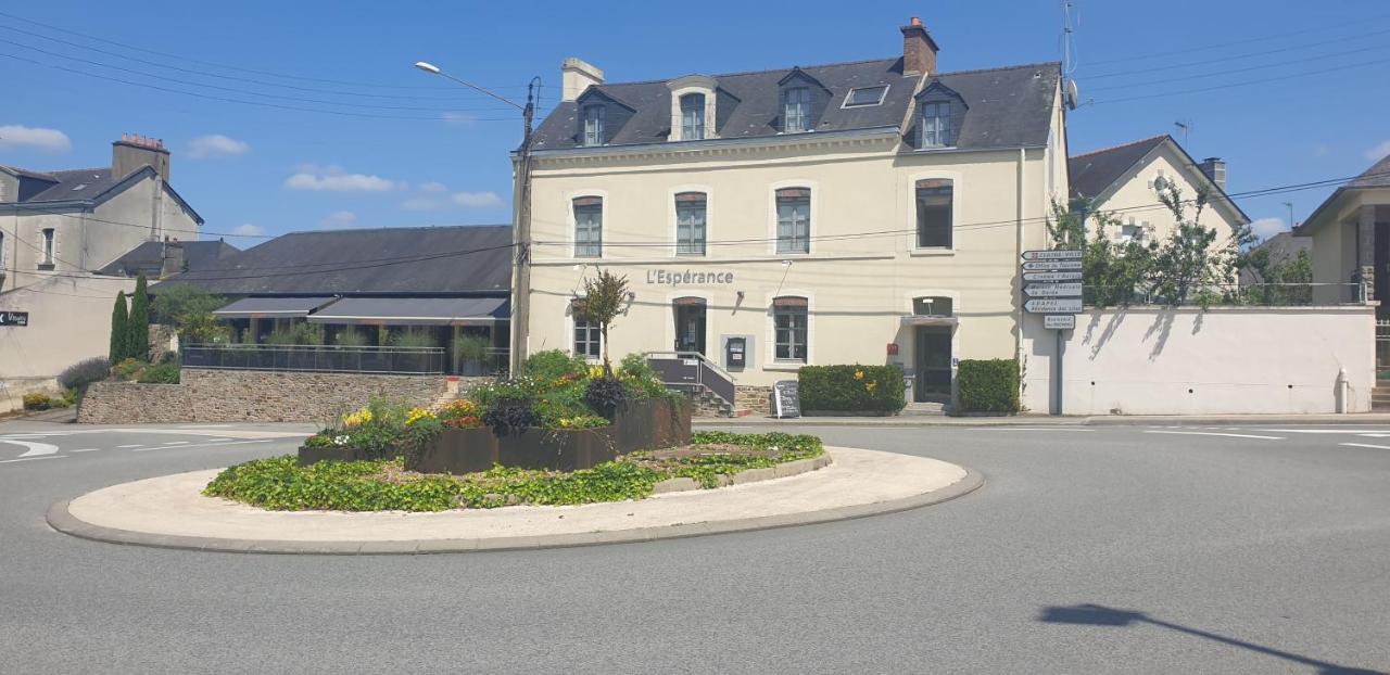 Hotel L'Esperance Vitre 외부 사진