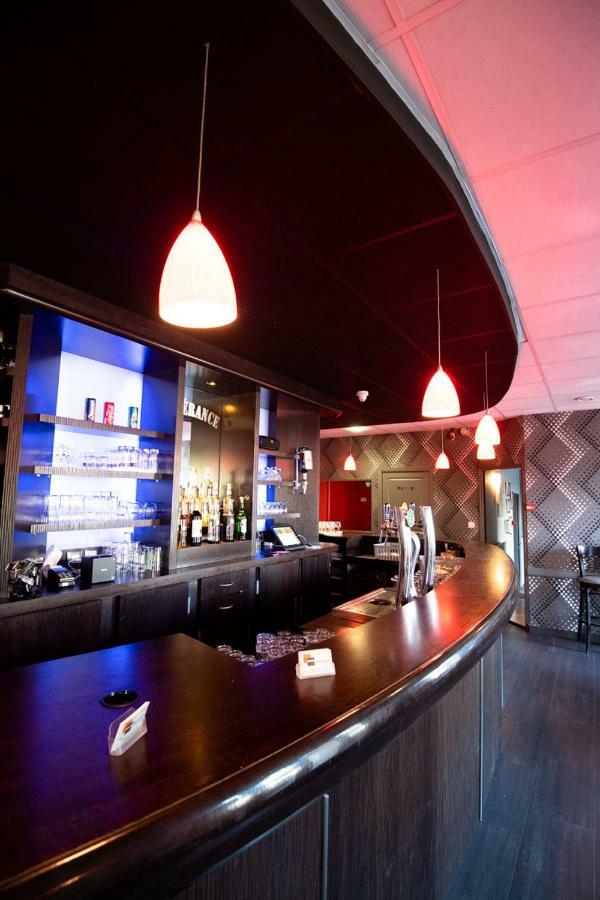 Hotel L'Esperance Vitre 외부 사진